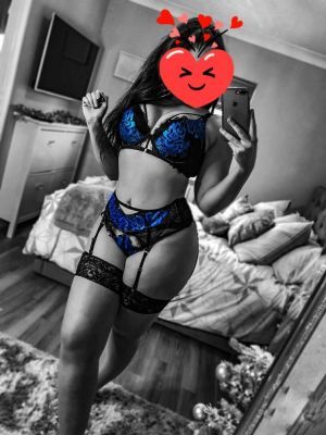 Крупные сиськи фей похоти и разврата — Марина  (вес: 50, рост: 167)