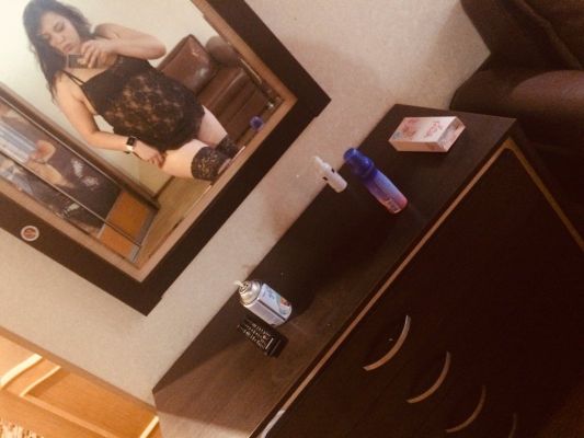 Заказать секс от 3000 руб. в час, 8 995 695-94-48 (Карина, 21 лет)