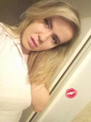 Элитная путана Ксю-Волжский, 23 лет, г. Волгоград