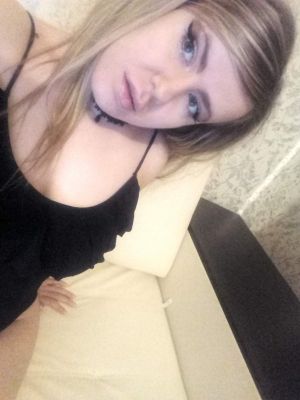 Красивая шлюшка Ксю-Волжский (Волгоград), 8 906 410-66-31