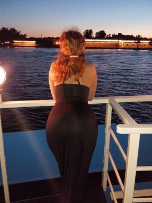 Алла, рост: 170, вес: 62 - госпожа БДСМ, закажите онлайн