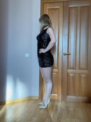 ЯнаВирт гарантирует невероятный секс после массажа